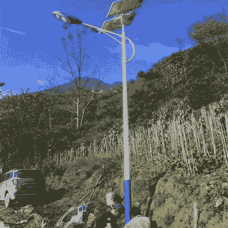 4米鋰電池LED光源太陽能一體燈維修更換成本低量大從優(yōu)