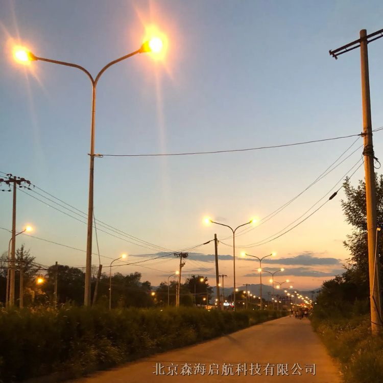 4米路燈工廠直銷  安裝太陽(yáng)能路燈工程案例